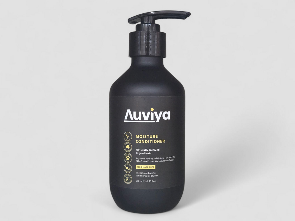Black conditioner bottle with pump labeled 'Auviya' on a light gray background
